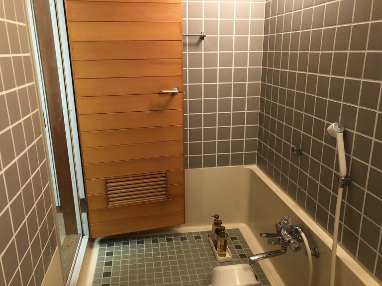 浴室内 入口方向