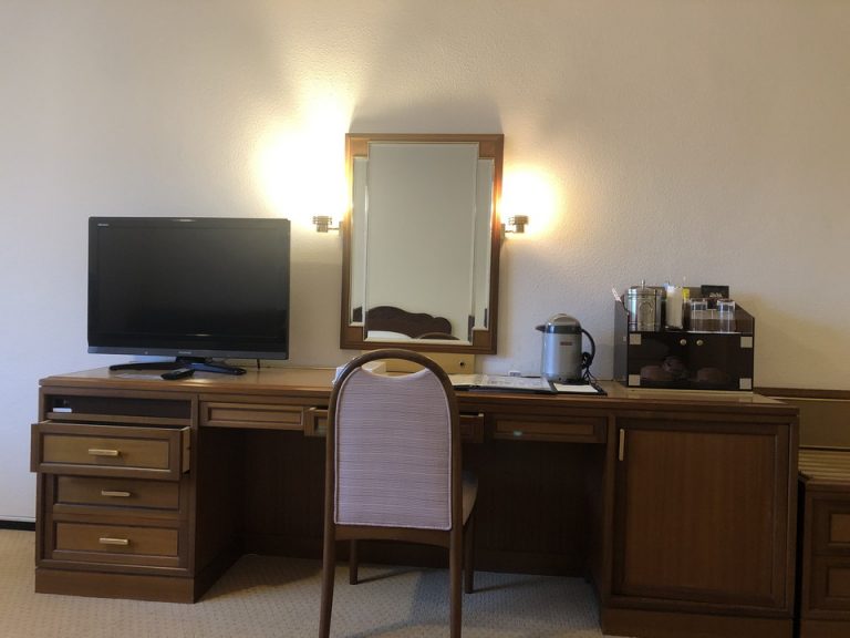 ベッドからTV(1)