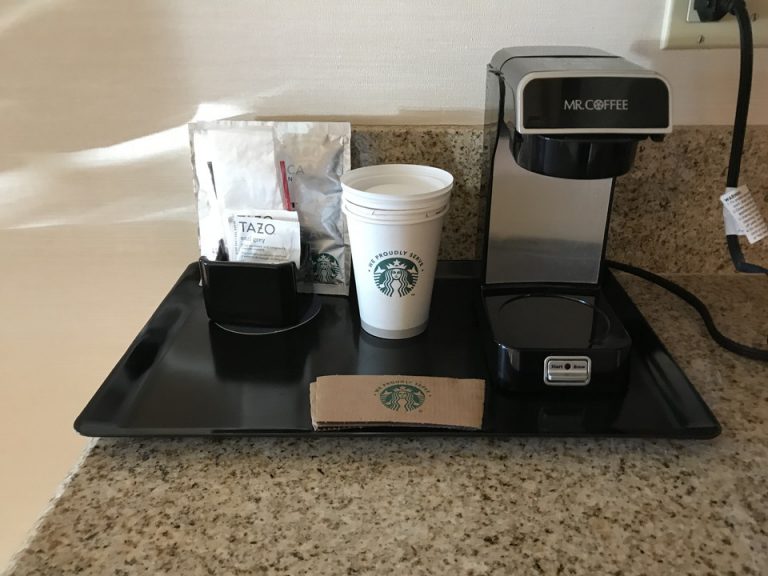 スターバックスコーヒー、TAZOのティ