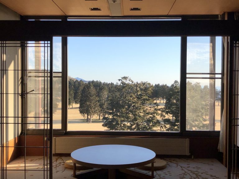 窓からの眺望(2)