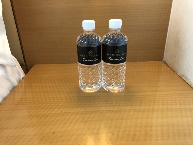 水ボトル(コンプリメンタリー)