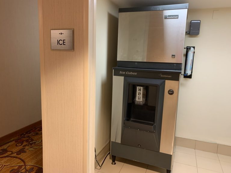 客室階アイスコーナー