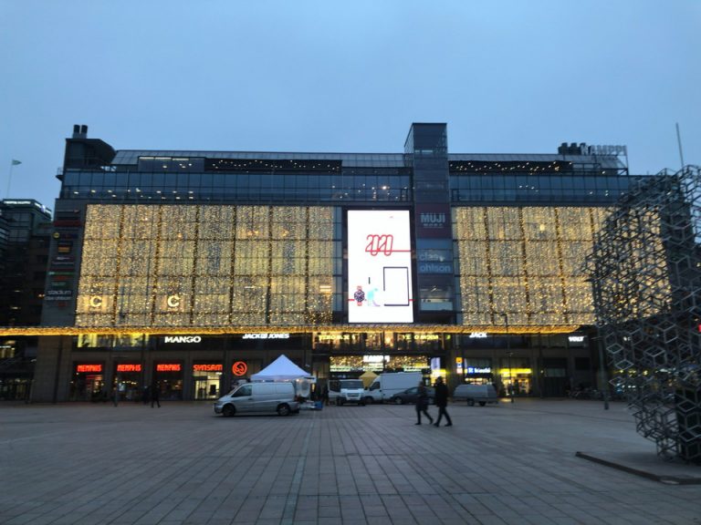 観光スポット(カンピショッピングセンター ホテルから徒歩9分)(1)