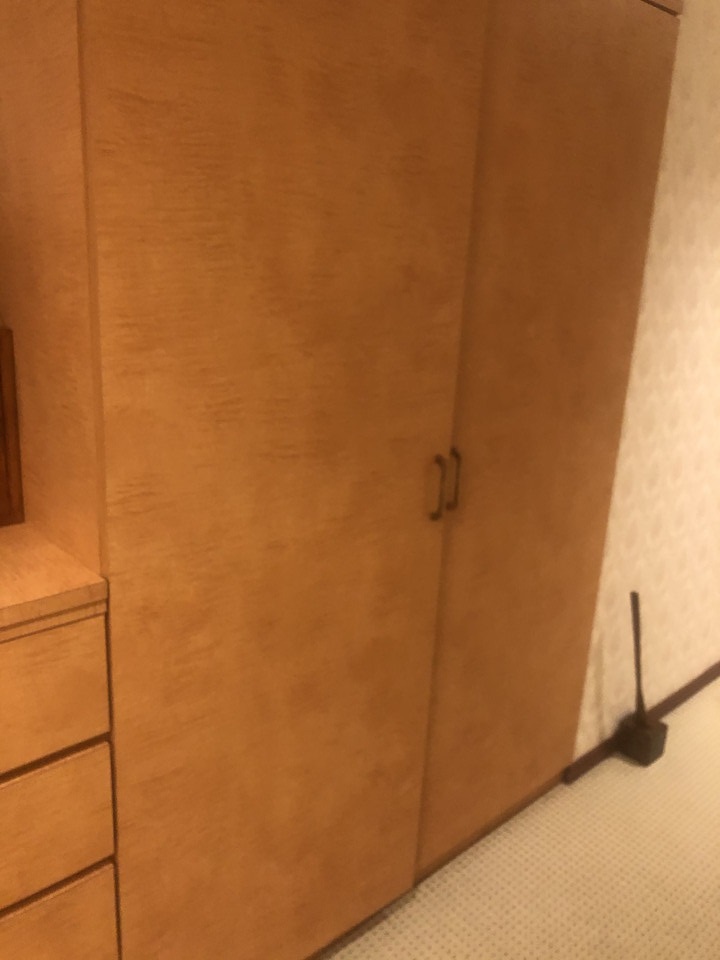 クローゼット閉