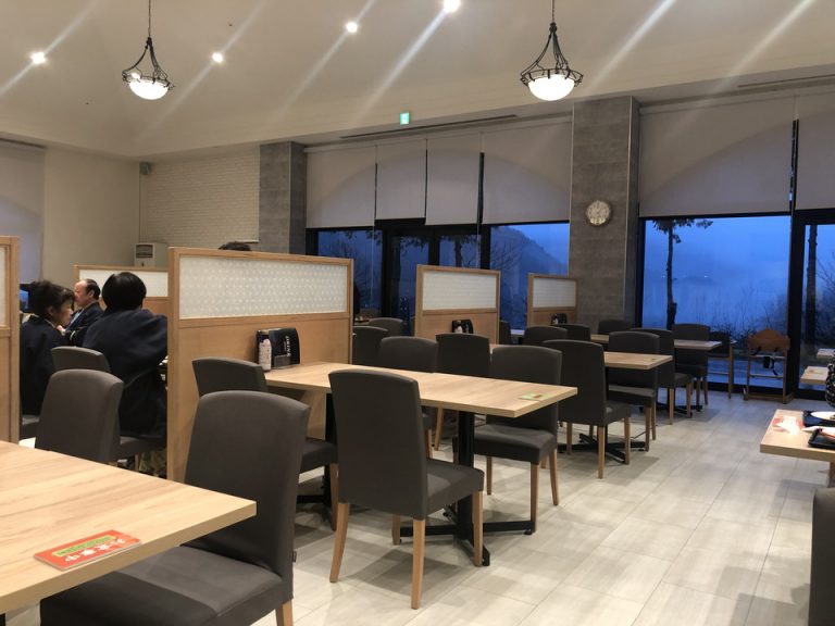 レストラン会場内