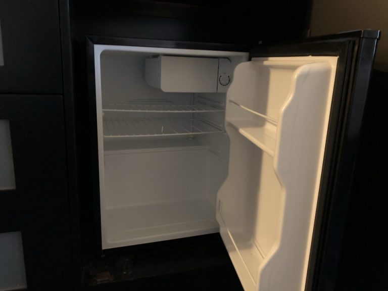 冷蔵庫 開けた状態