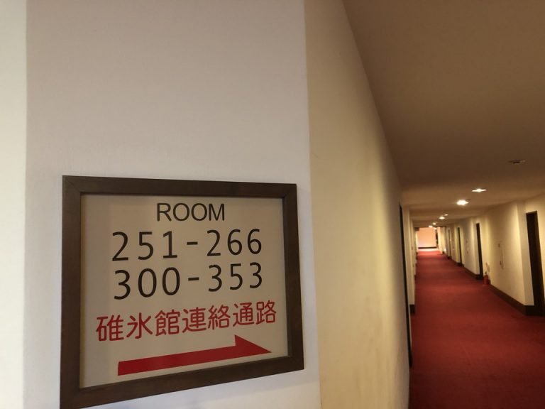 客室階エレベーターホール(1)