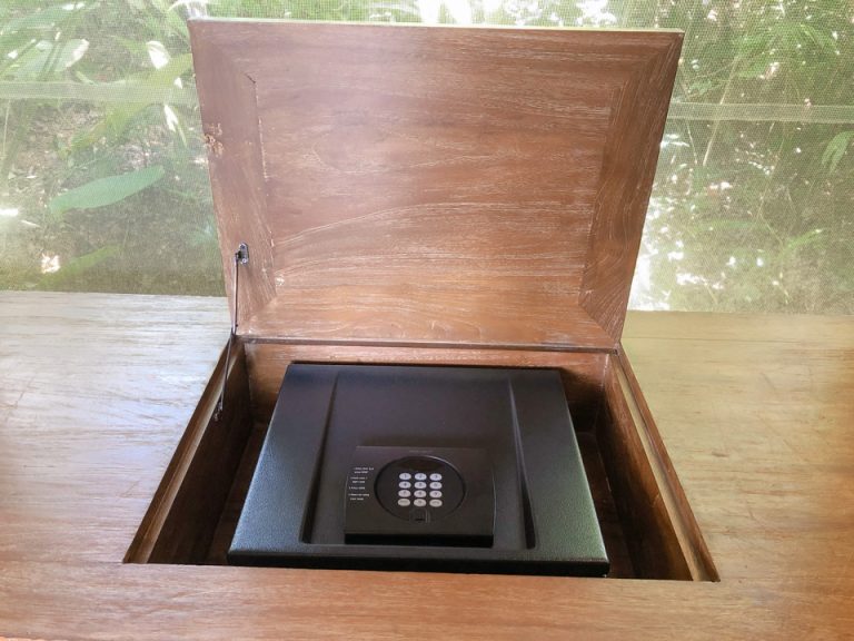 セーフティボックス閉じたとき2