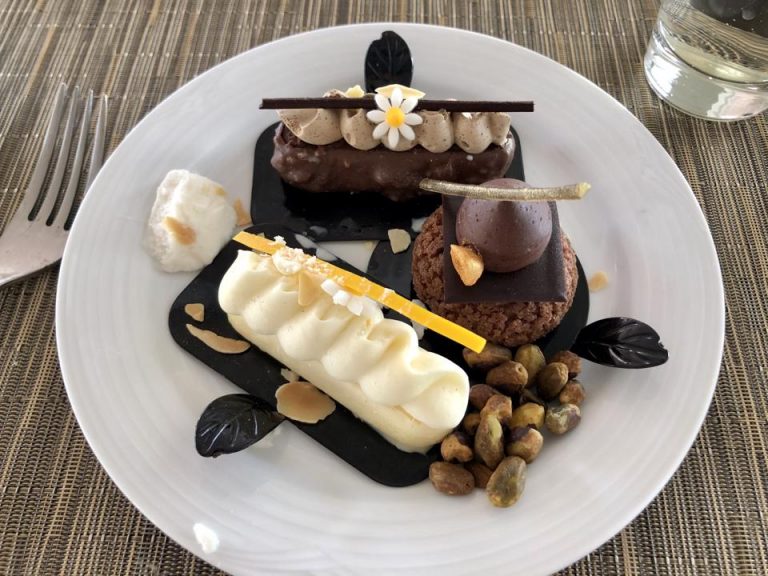 デザートもブュッフェです。かなり本格的です。