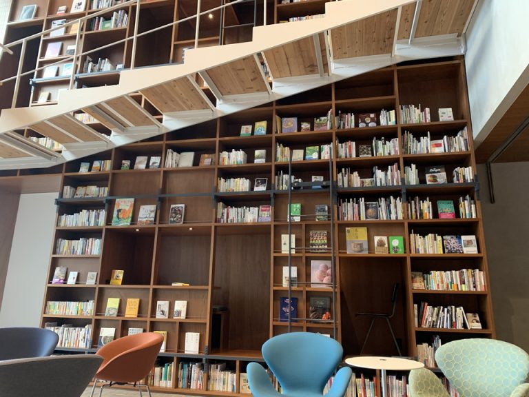 フロントロビー