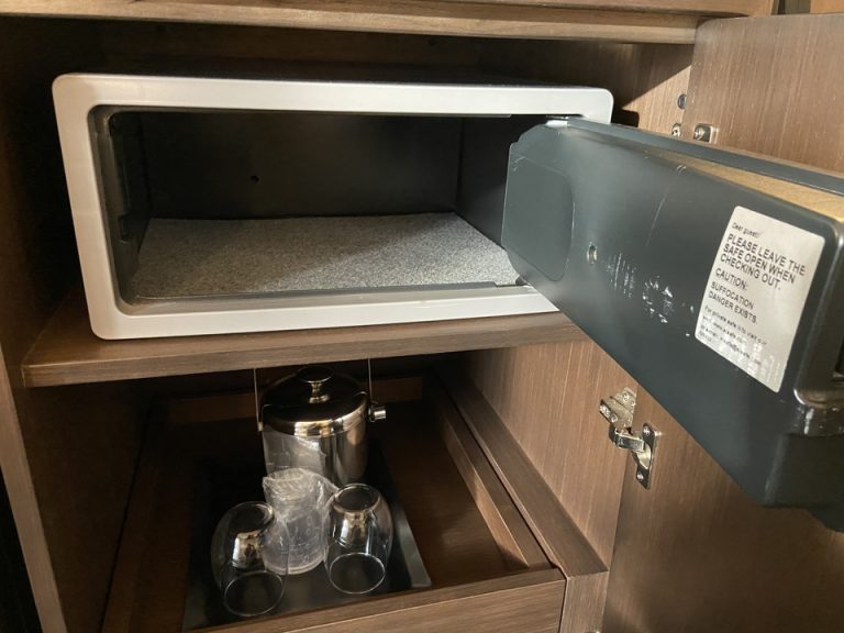 セーフティボックス 開