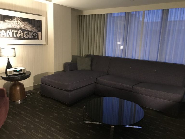 試してみるってなかったからわからないですかソファーベッドにもなるのかなと思えた大きなソファー