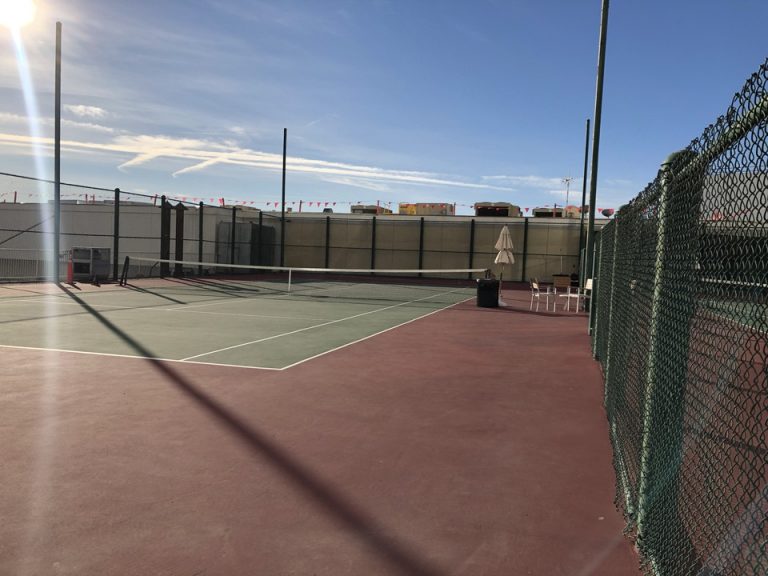 テニスコート(2)