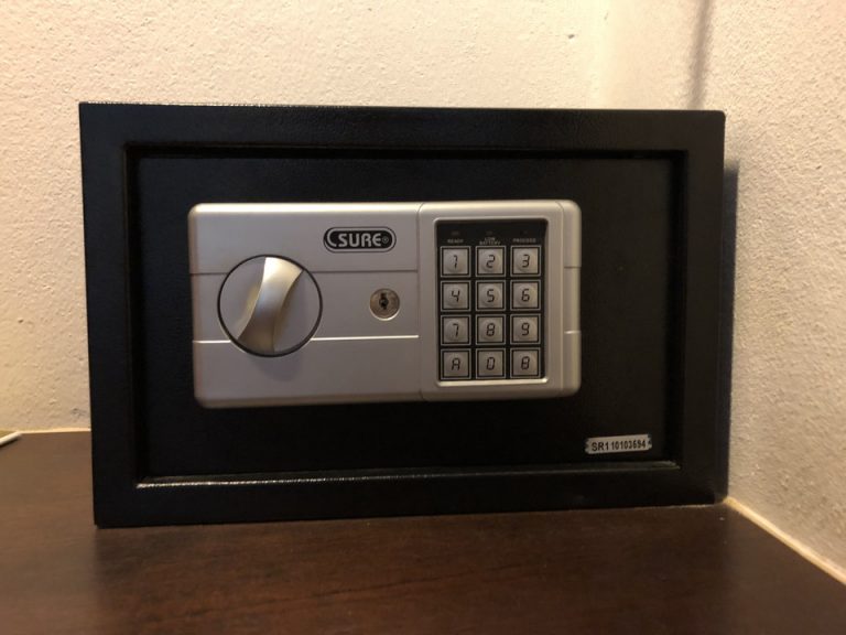 セーフティーボックス(閉じた状態)