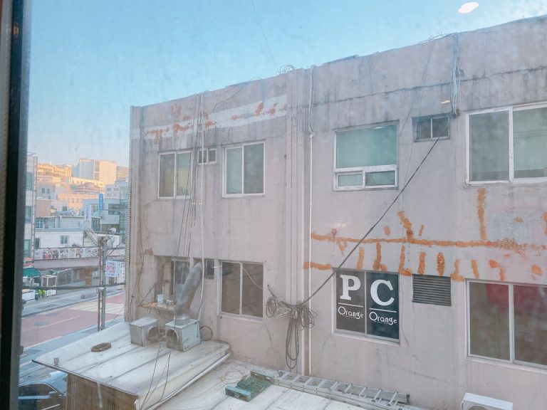 客室窓からの風景