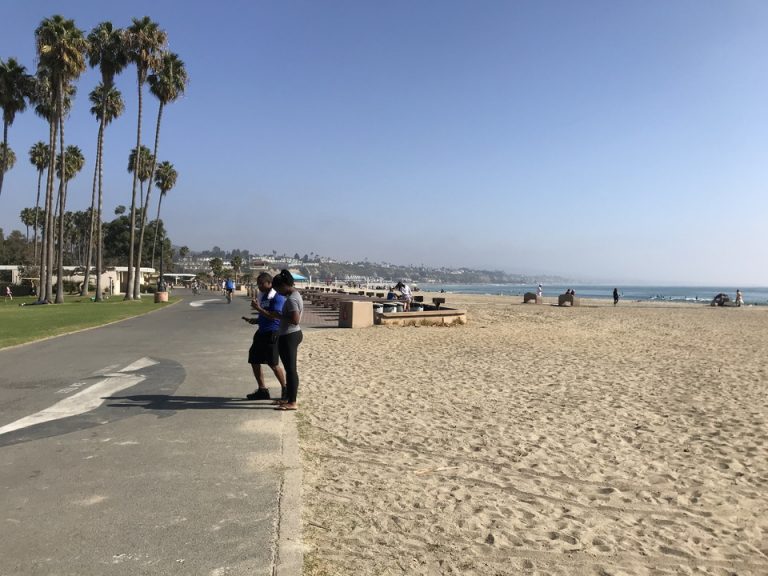 ラグナビーチの中でも北に位置しローカルの人がゆったりと過ごす感じのビーチでした