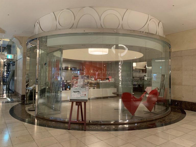 ホテル内カフェ