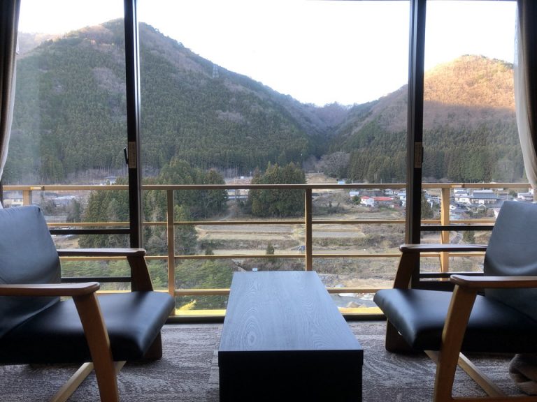 部屋の窓からの眺望