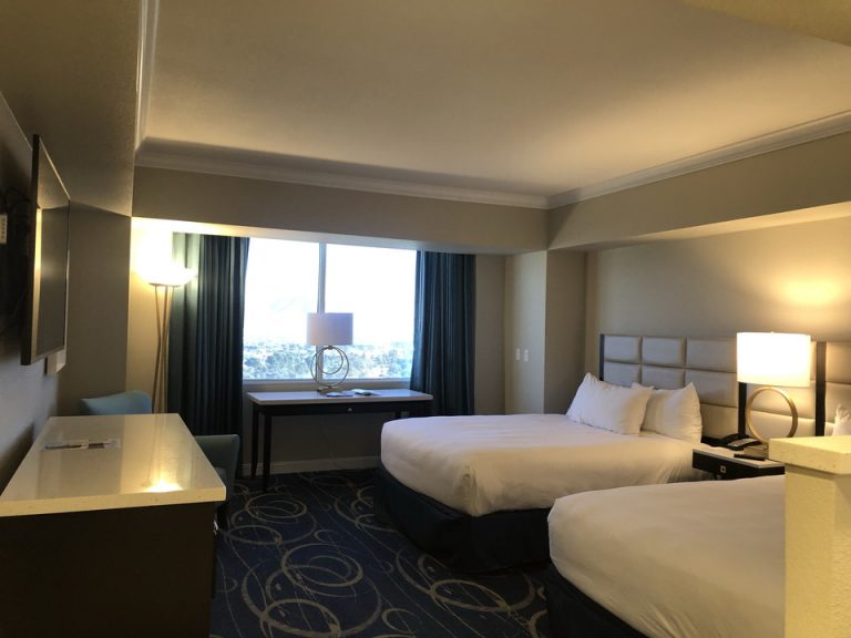 客室全体 窓際方向(2)