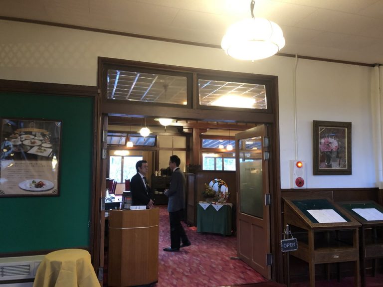 朝食会場(メインダイニングルーム 1F)