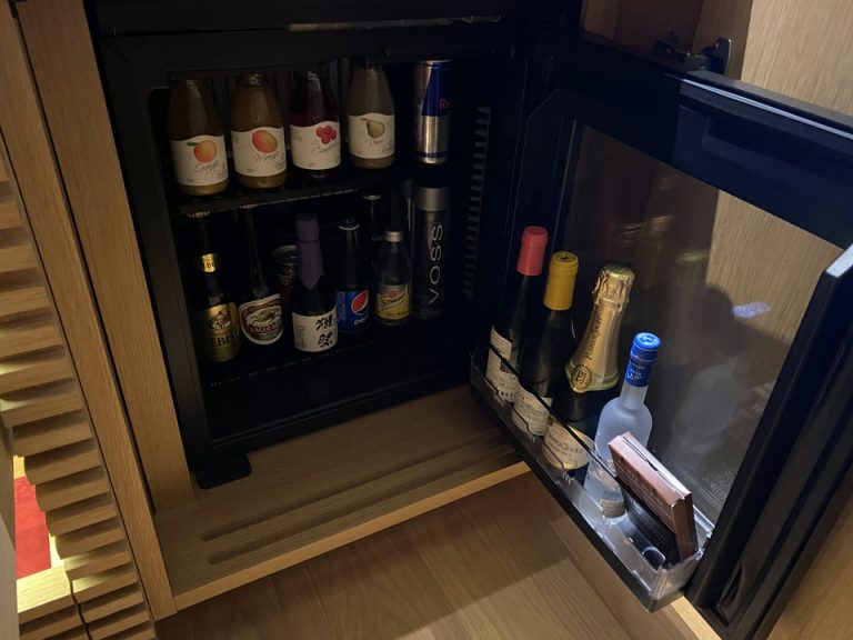 冷蔵庫(開けた状態)