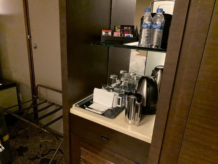 ミニバー・カフェコーナー