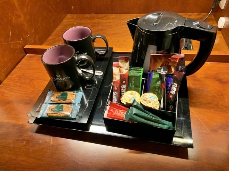 ミニバー・カフェコーナー