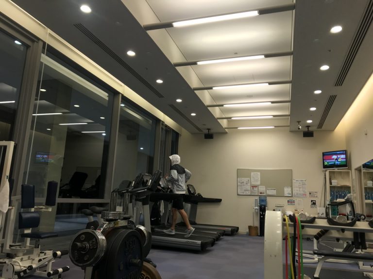 フィットネス