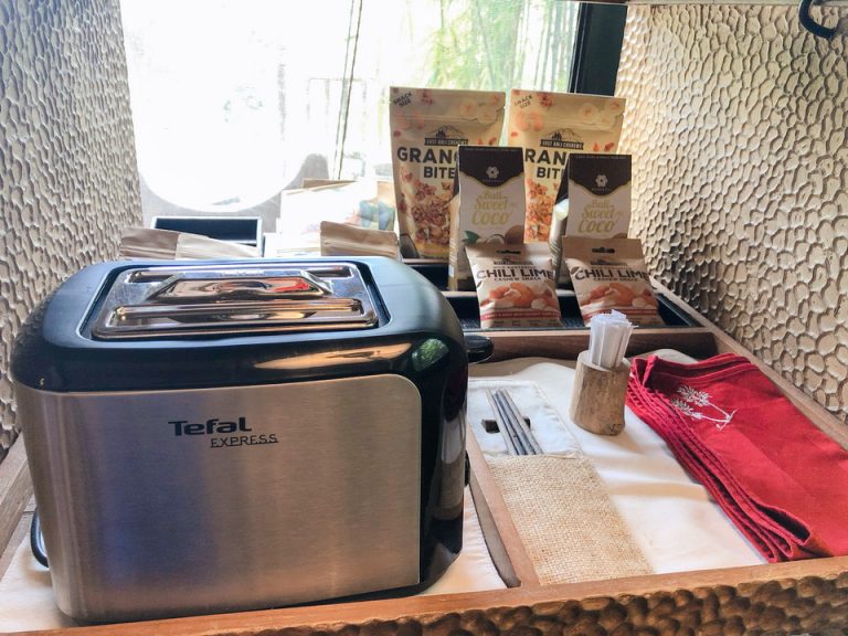 ミニカフェ(有料スナック)