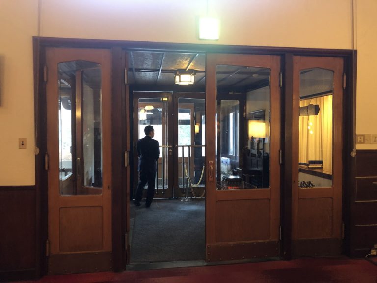 エントランス(1)