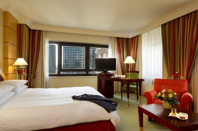 050a0f65b72652ac5bee00fbc142c9a5