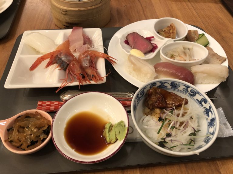 夕食2日目@レストランコスモス ビュッフェ(3)