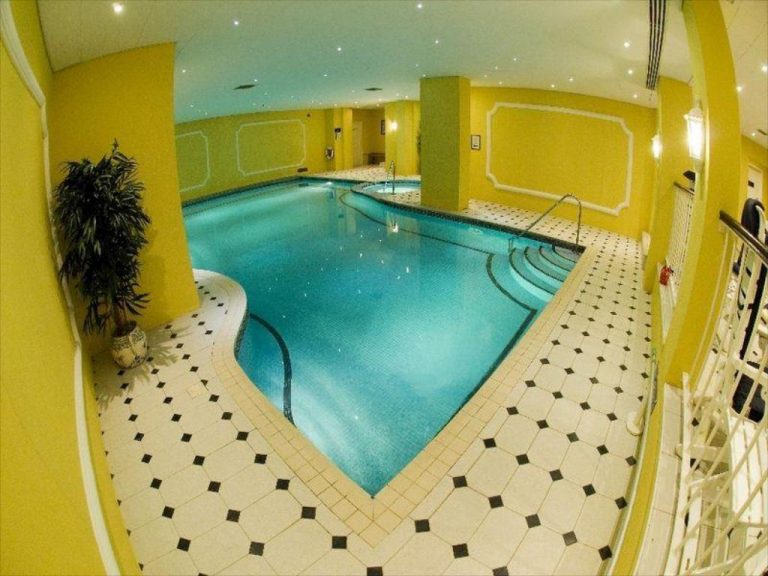 11554_15011421570024610163