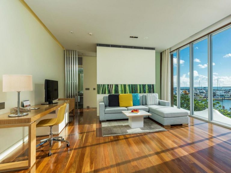 11685_17080805210054971243