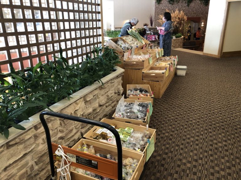 野菜販売コーナー 本館3F