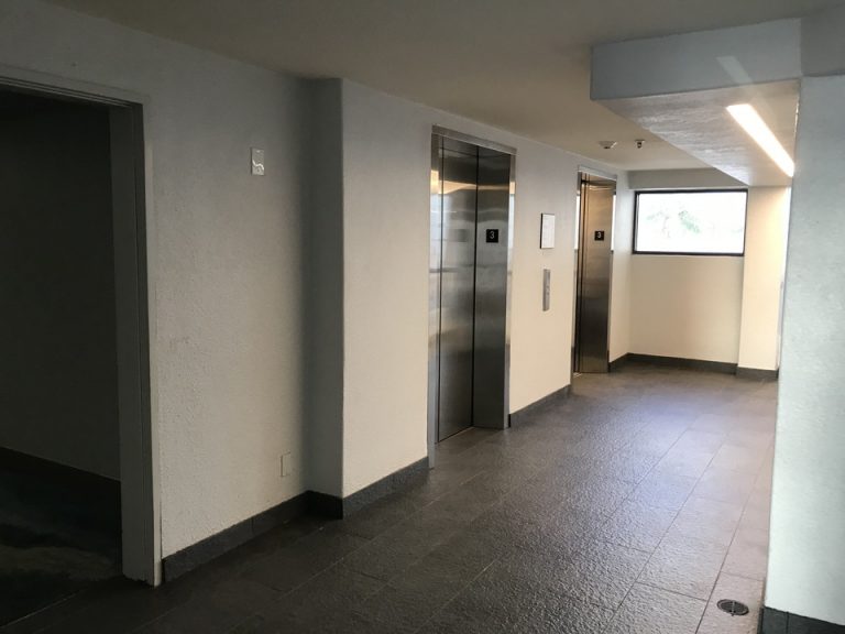 3階エレベーターホール