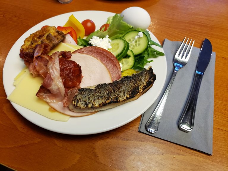 朝食料理8