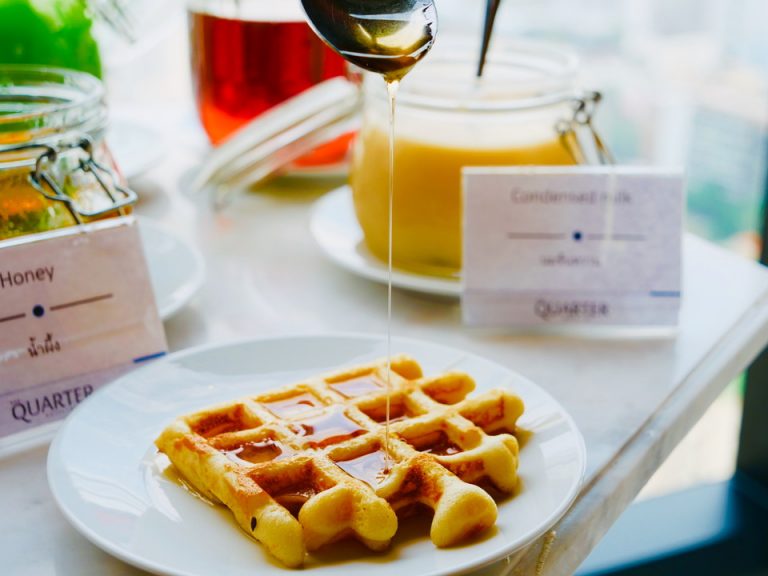 朝食名物ワッフル