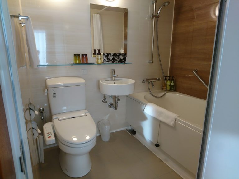 バスルーム全体