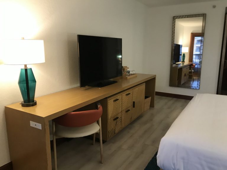 デスククローゼット