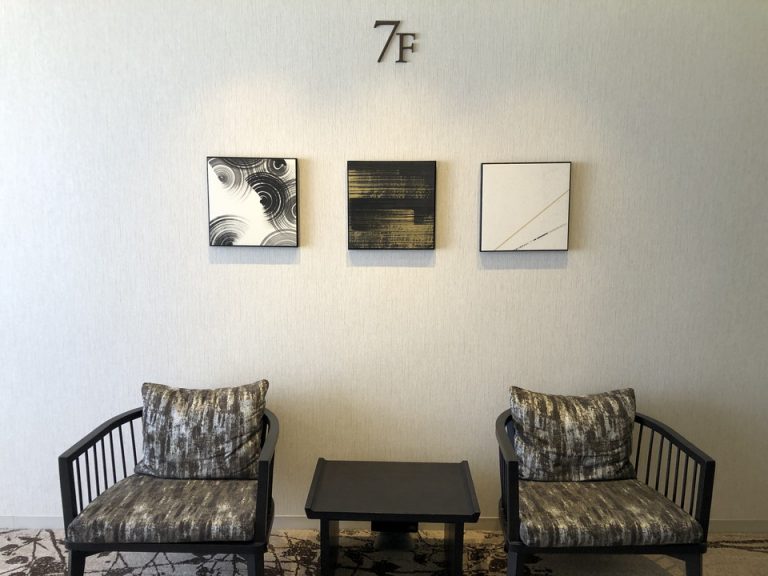 客室階エレベーターホール