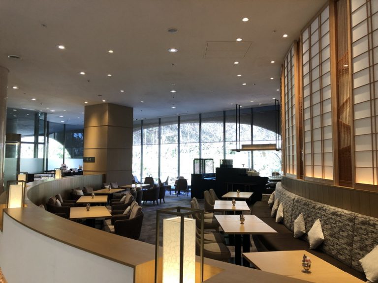 1Fロビーラウンジ「水の音」(1)