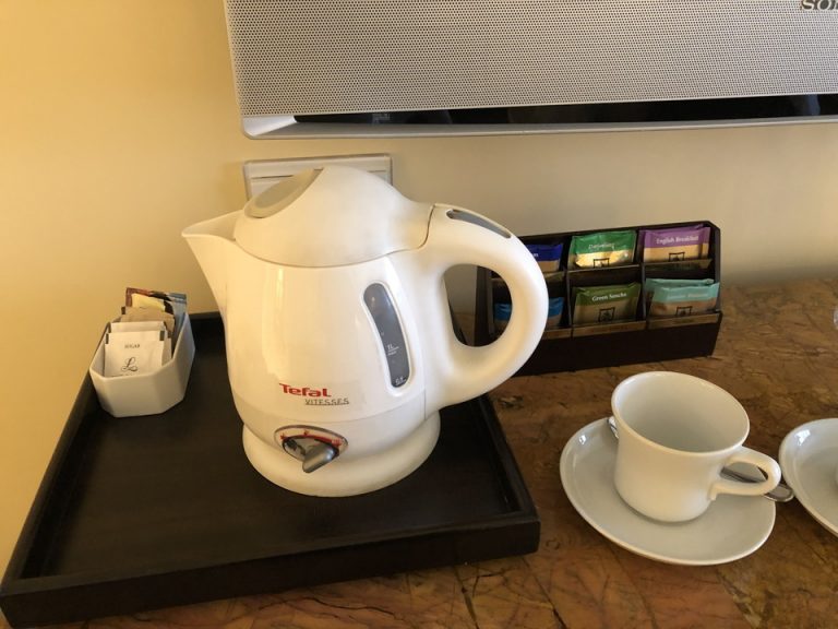 故障してた電気ケトル