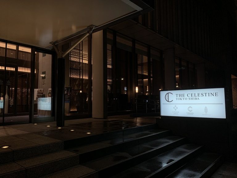 エントランス外観3(サブ出入口)