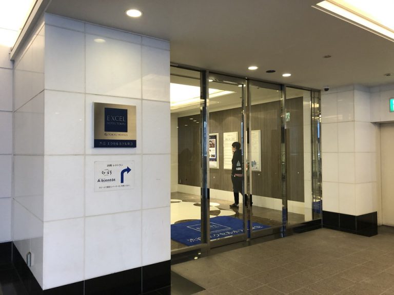 3階エントランス