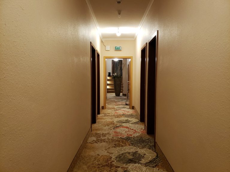 客室階廊下全体