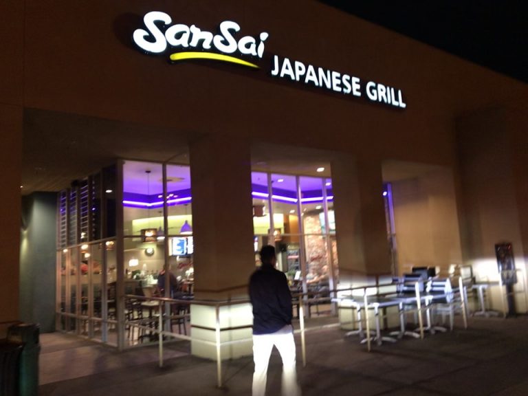 ファッションバリーモール内には日本食店もありました