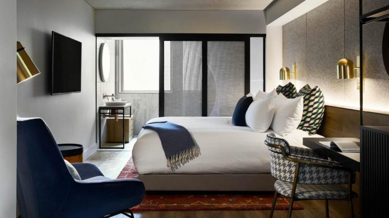 7490223_19060822400075639948