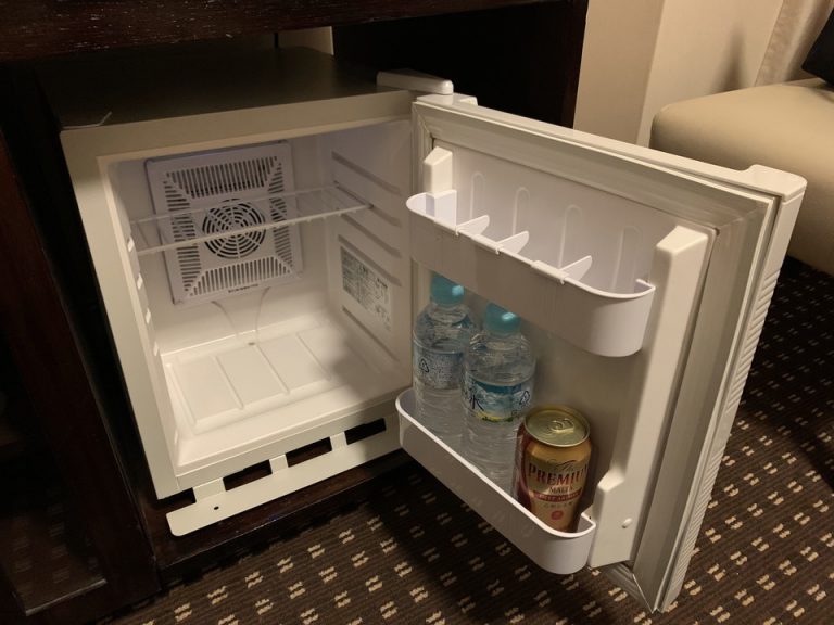 冷蔵庫開けだ状態