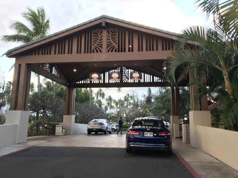 車の乗り付け場所